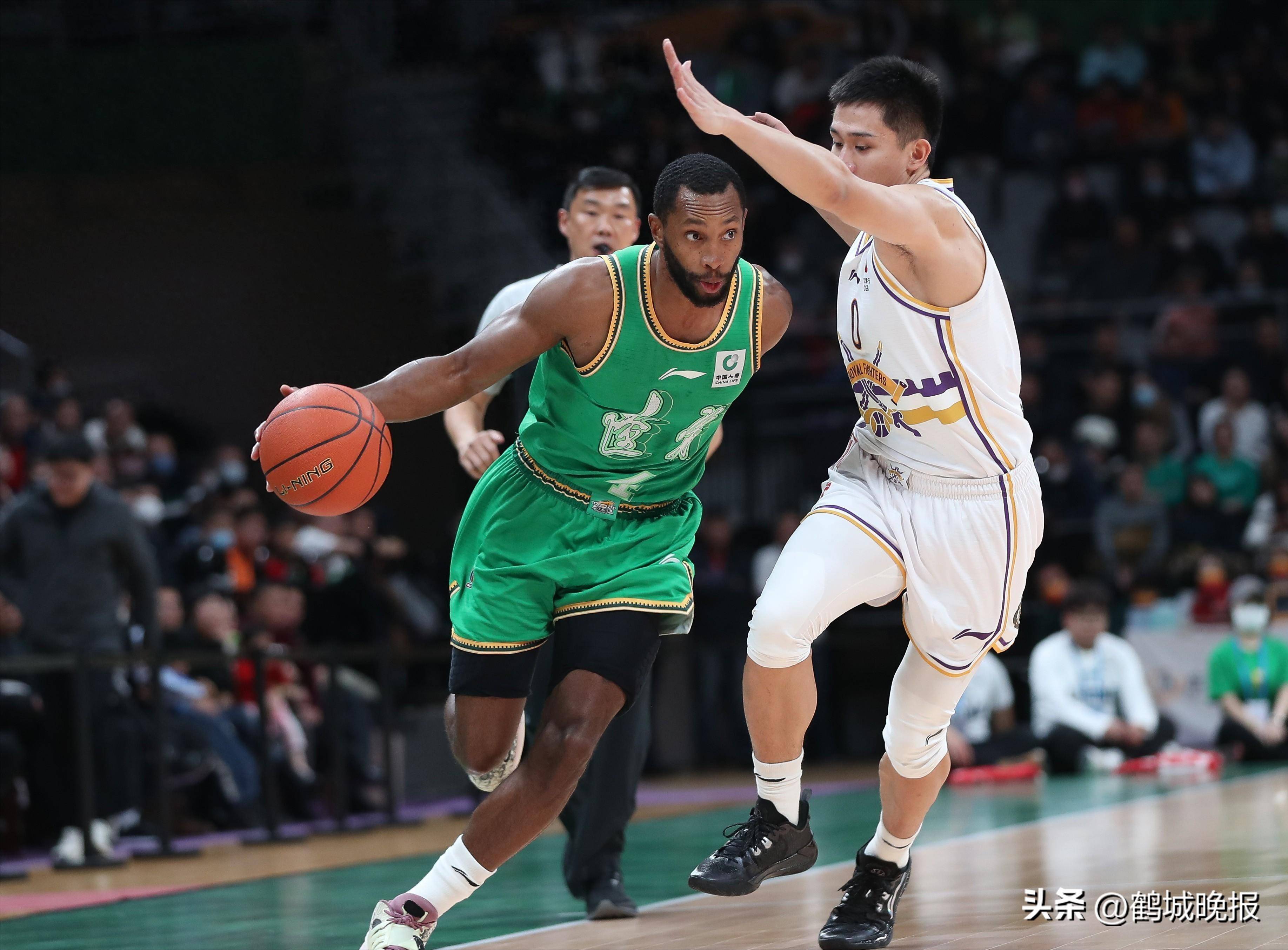 赛后CBA常规赛焦点战，瓦伦西亚防线松动，压力陡增，赛季目标并未改变的简单介绍开云棋牌官方